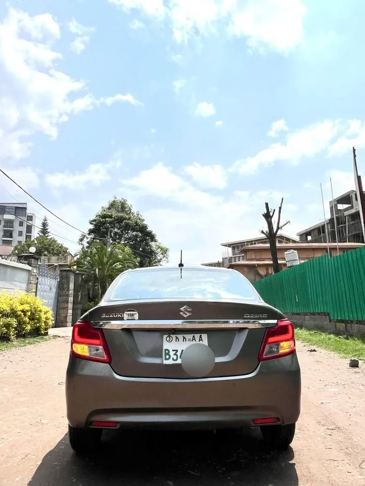 Suzuki Dzire 2021 Automatic – photo 8