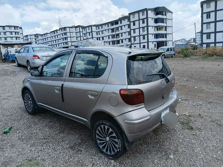 Toyota Vitz Yaris 2003 Manual – photo 5