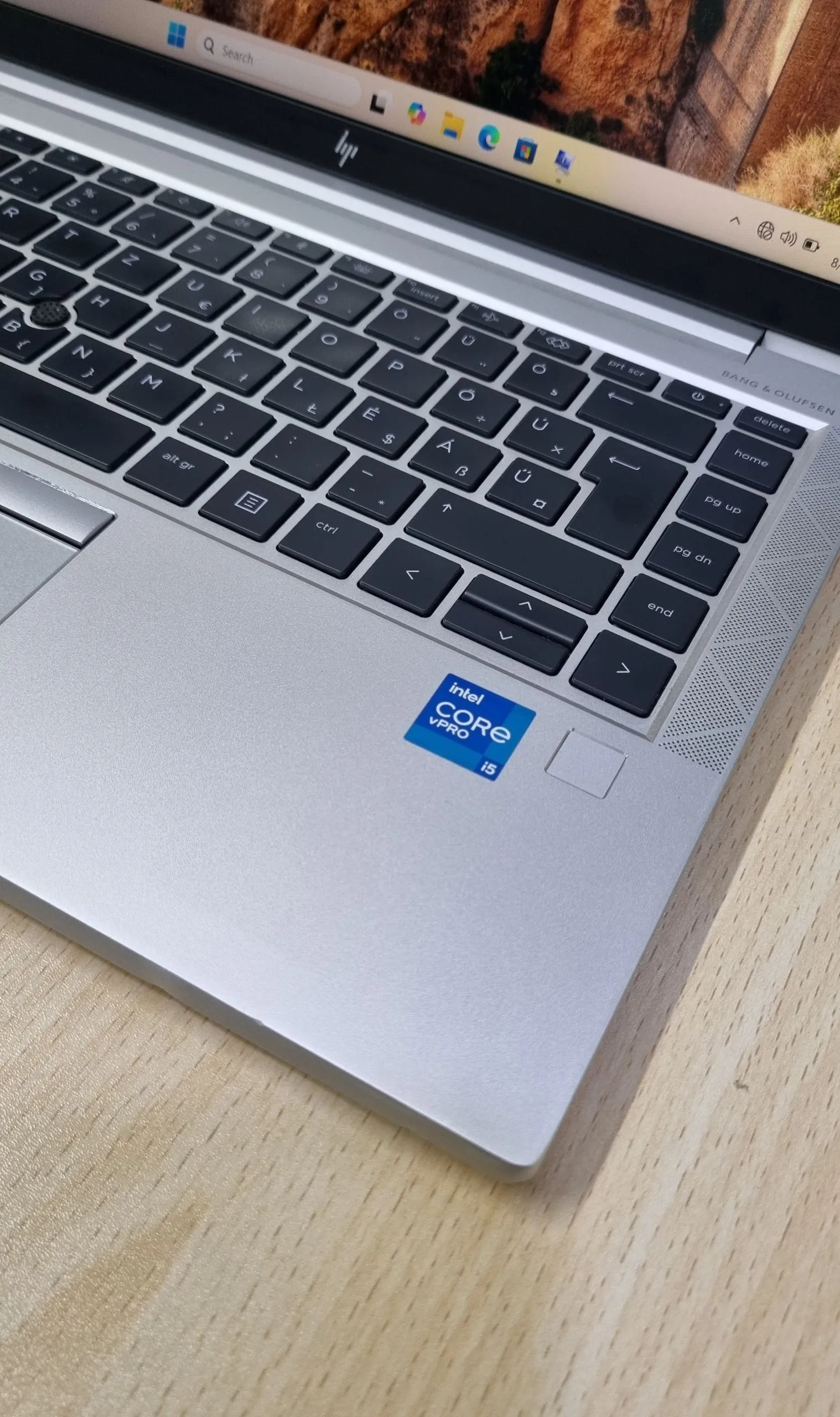 HP EliteBook 830 G8 Laptop – photo 4