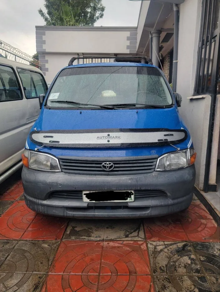 Toyota Dolphin D4D Full Van – photo 3