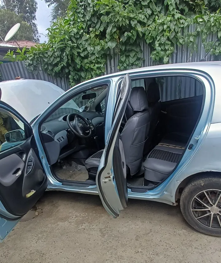 Toyota Vitz 2004 Automatic – photo 8