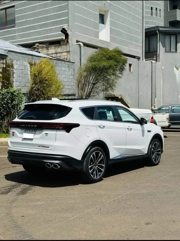 Jetour X70 Plus 2023 – photo 4