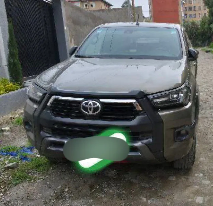 Toyota Invincible King Cab 2021 – photo 3