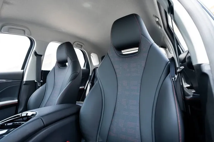 BYD E2 Electric 2025 – photo 5