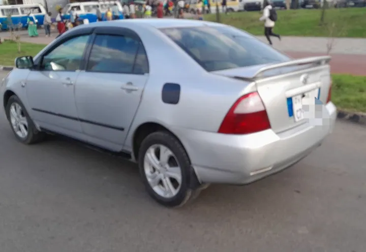 Toyota Corolla 2006 1.3L Manual – photo 5