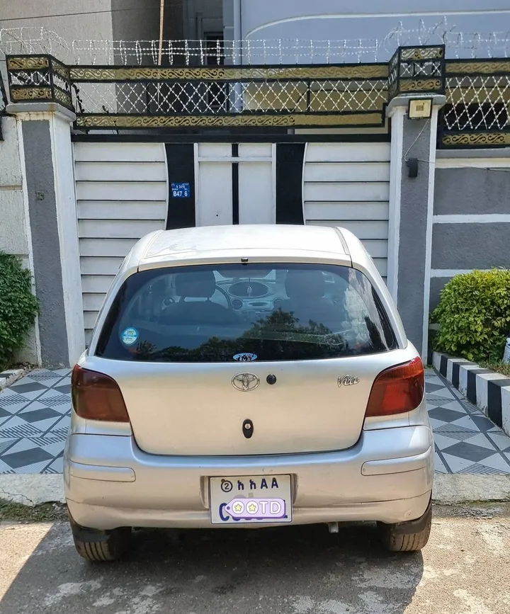 Toyota Vitz 2002 Automatic – photo 6