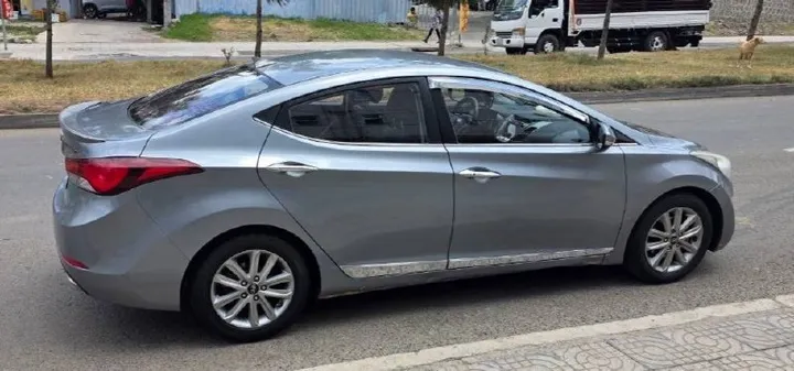 Hyundai Avante 2015 Automatic – photo 4