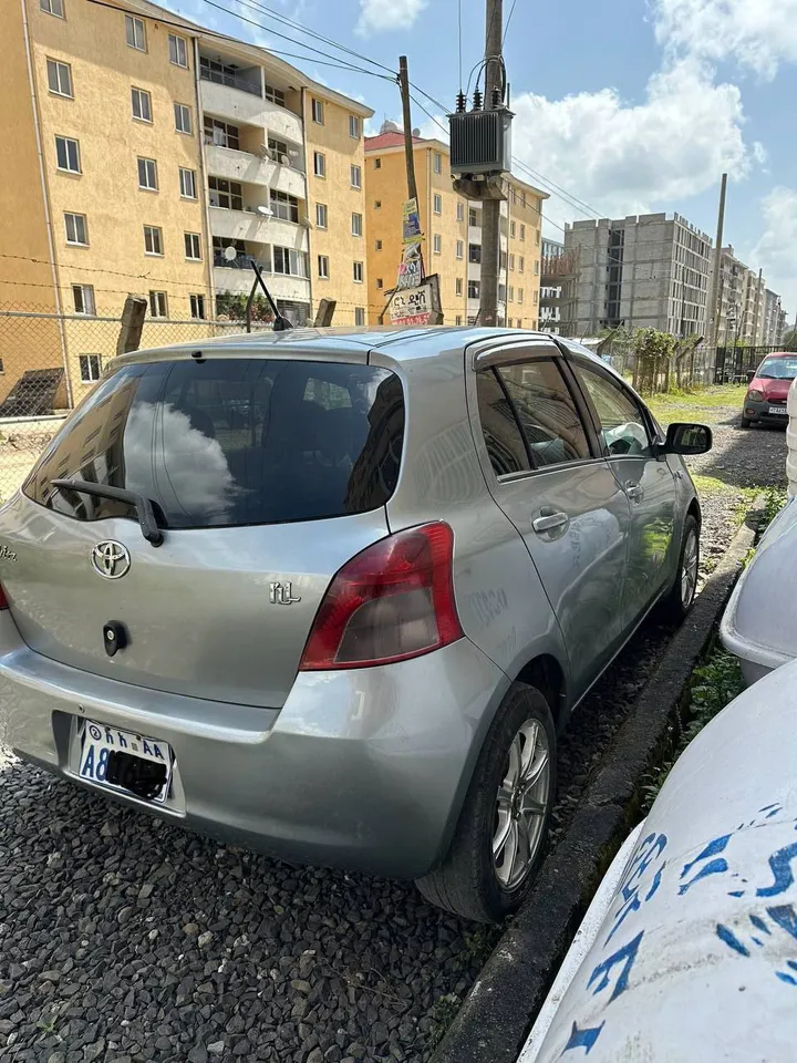 Toyota Hatchback 2007 Model – photo 3