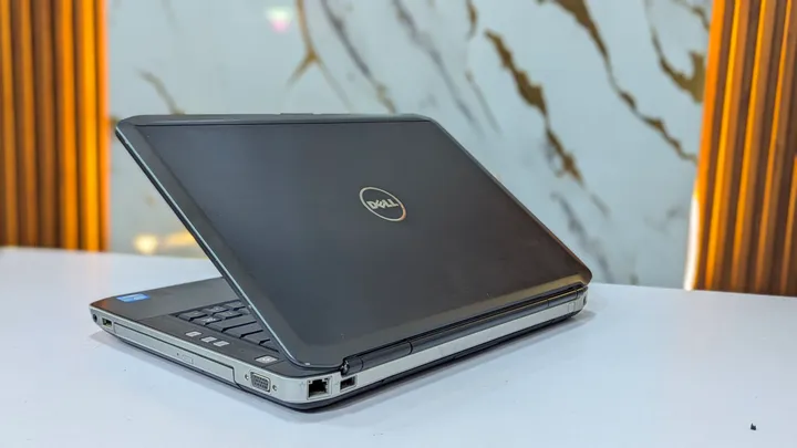 Dell Latitude i7 8GB Laptop – photo 3