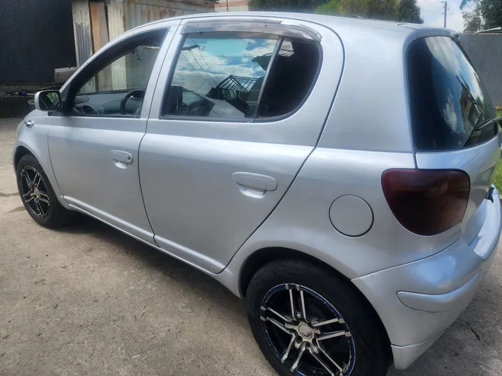 Toyota Vitz 2002 Automatic – photo 8