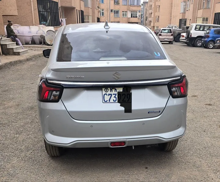 Suzuki Dzire 2025 Hybrid – photo 3