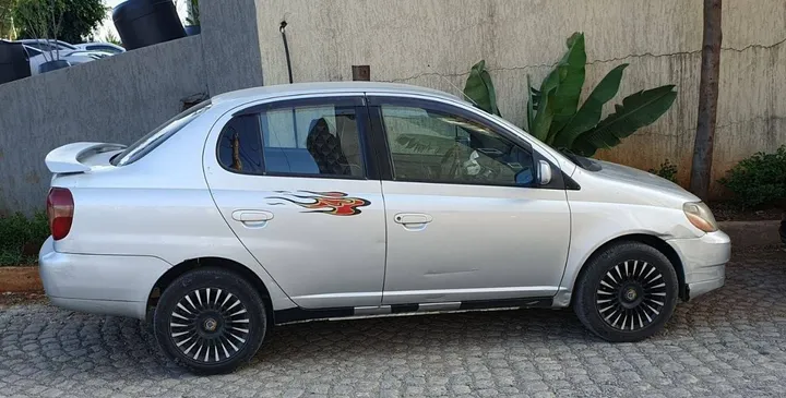 Toyota Platz 2001 Automatic – photo 6