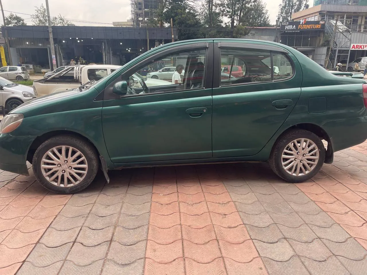 Toyota Platz 2002 Automatic FWD – photo 3