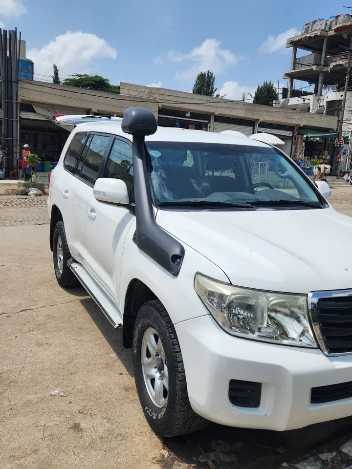 Toyota Land Cruiser V8 2014 – photo 5