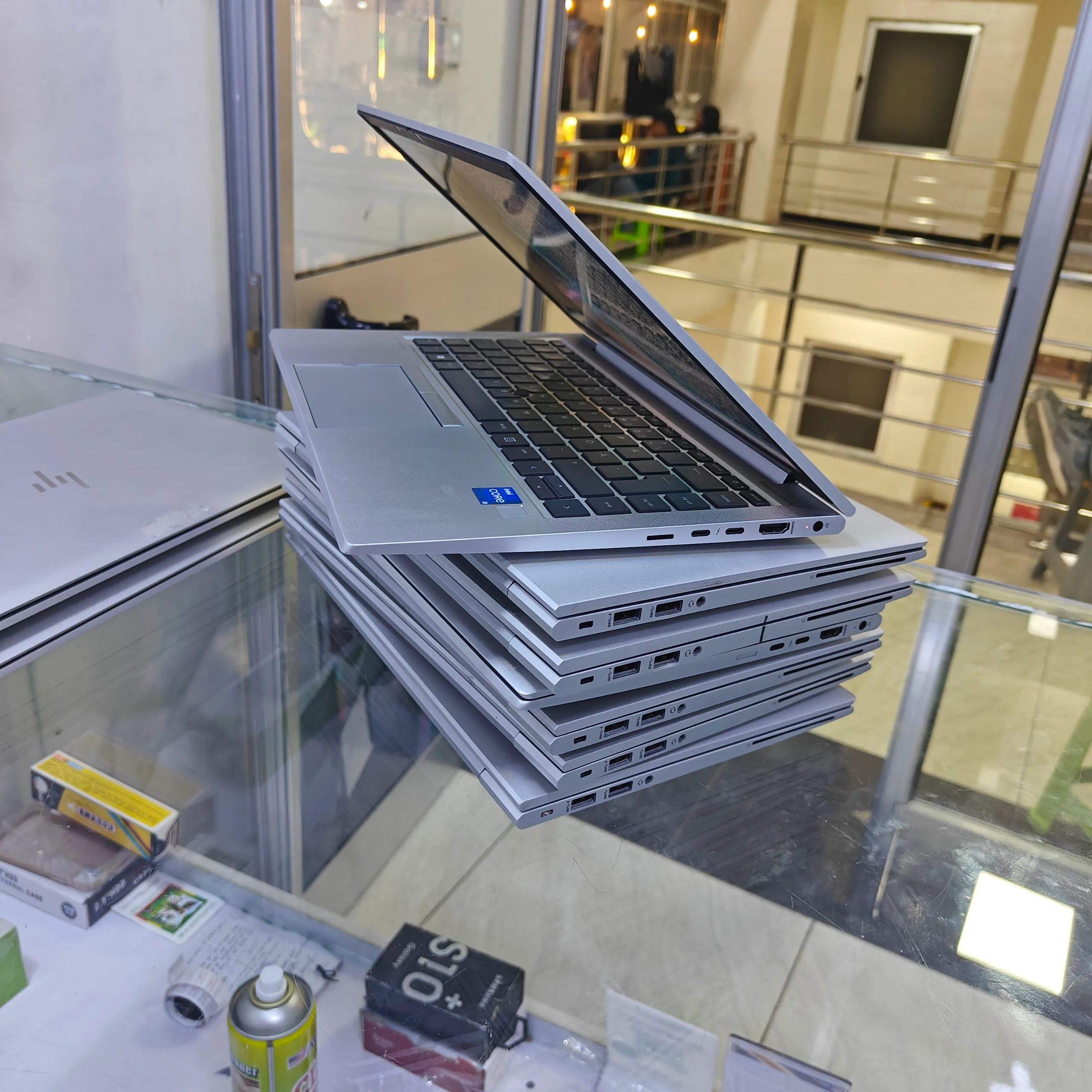 HP EliteBook 830 G8 Laptop – photo 3