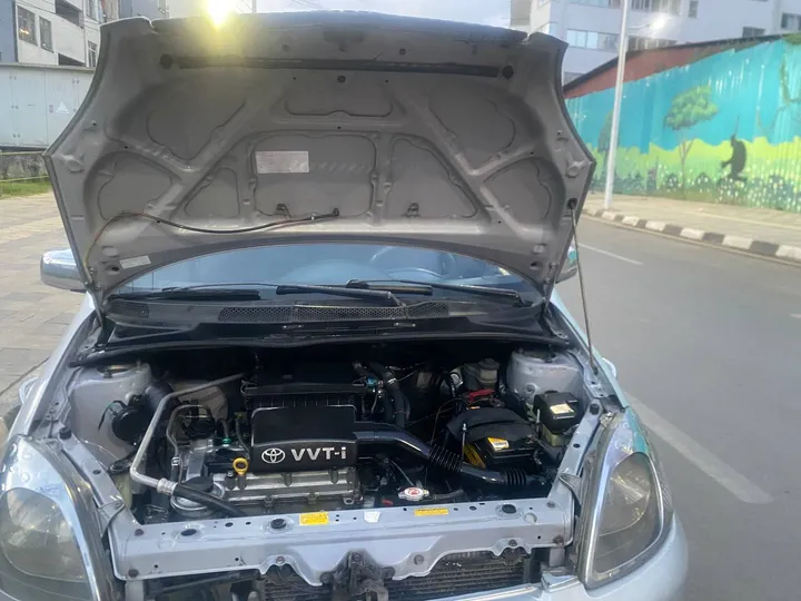 Toyota Vitz 2001 Automatic – photo 8