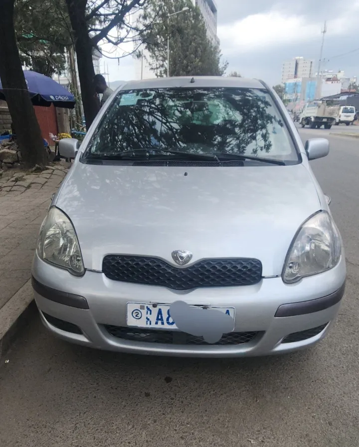 Toyota Vitz 2002 Automatic – photo 8