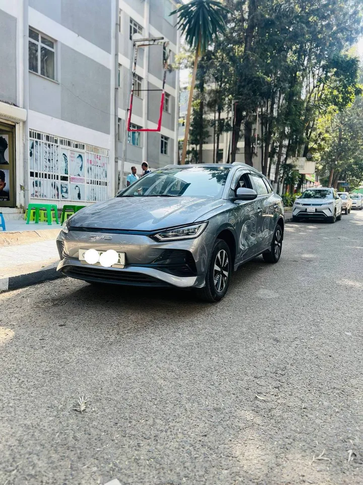 BYD e2 2025 Electric – photo 6