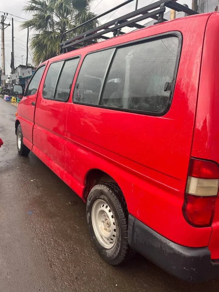 Toyota Hiace Dolphin Fabrika Traveller – photo 4