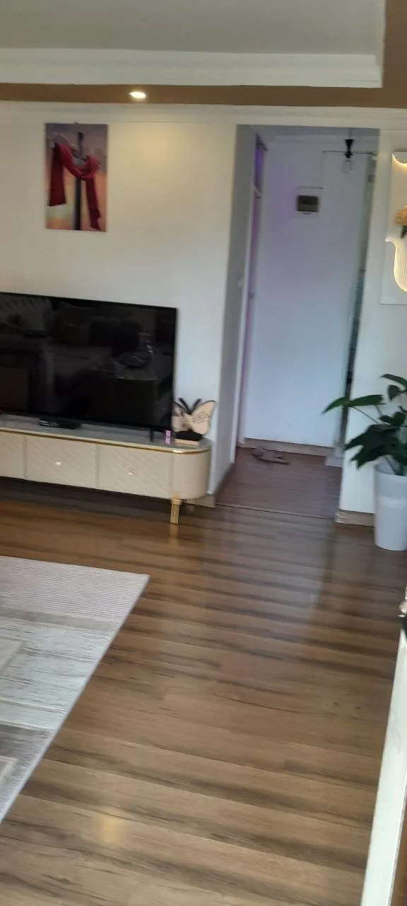 One Bedroom Summit Condominium 47sqm – photo 5