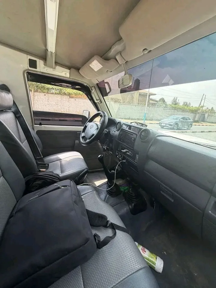 Toyota Land Cruiser Long Base 2016 – photo 4