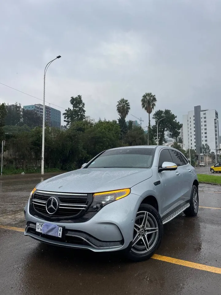 Mercedes Benz EQC 400 4Matic EV – photo 6