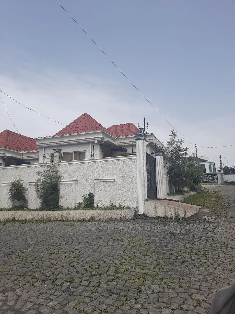 Modern 3-Bedroom House Summit Meri – photo 3