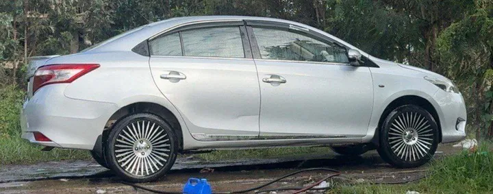 Toyota Yaris Sedan 2016 – photo 5