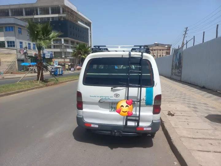 2006 Toyota Van – photo 6