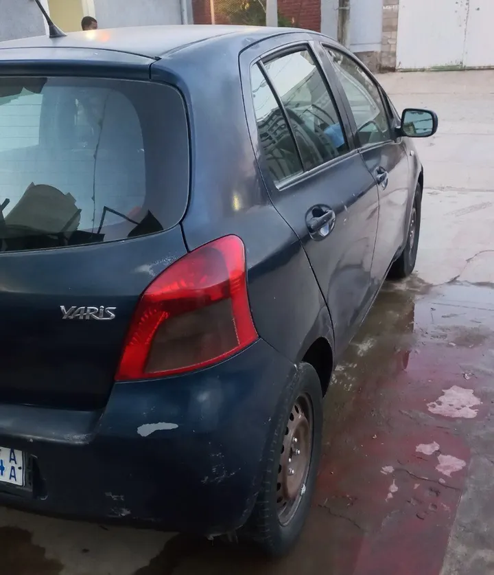 Toyota Yaris Compact 2006 – photo 3