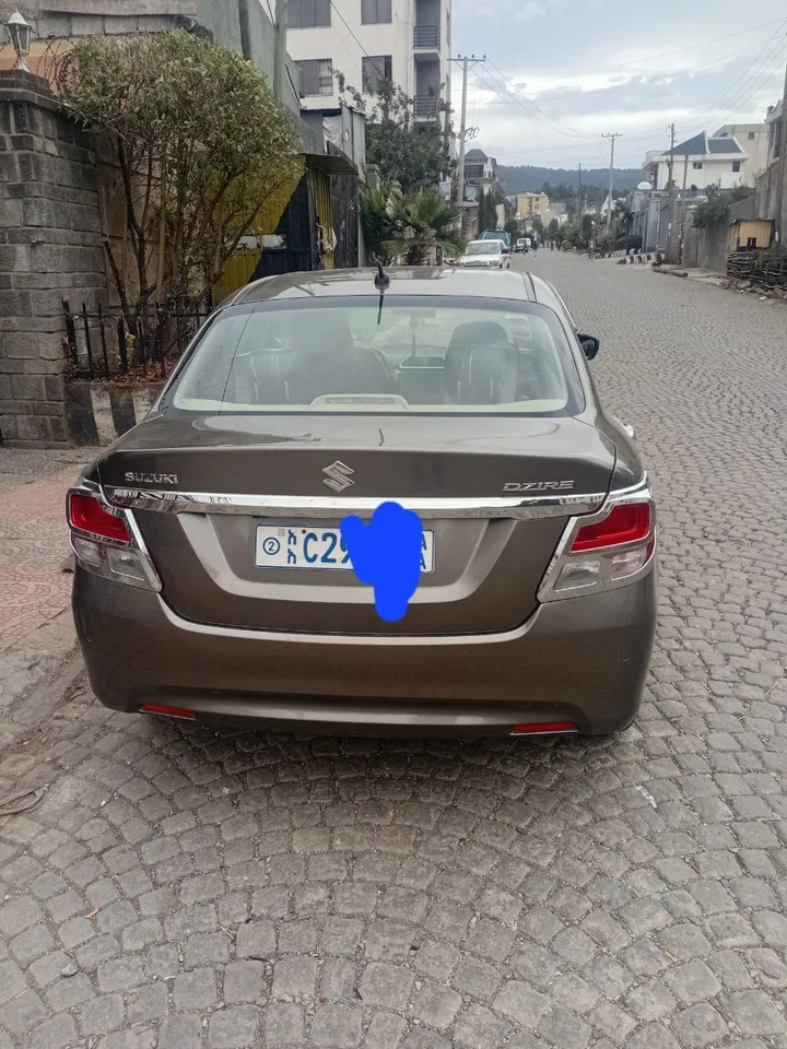 Suzuki Dzire 2022 Automatic – photo 3