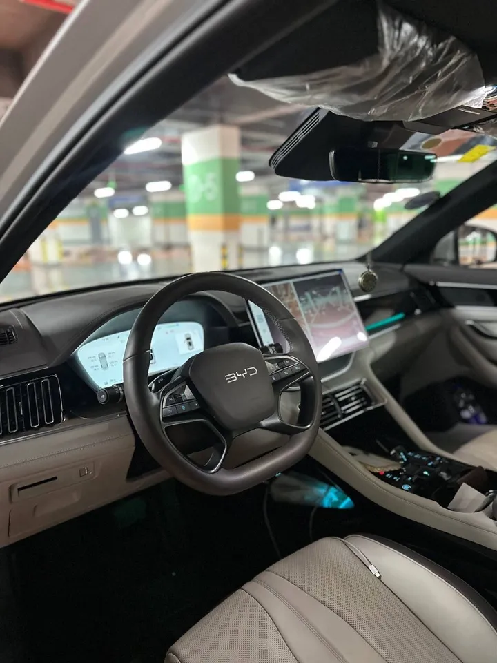 2023 Mercedes-Benz EQC 400 – photo 5