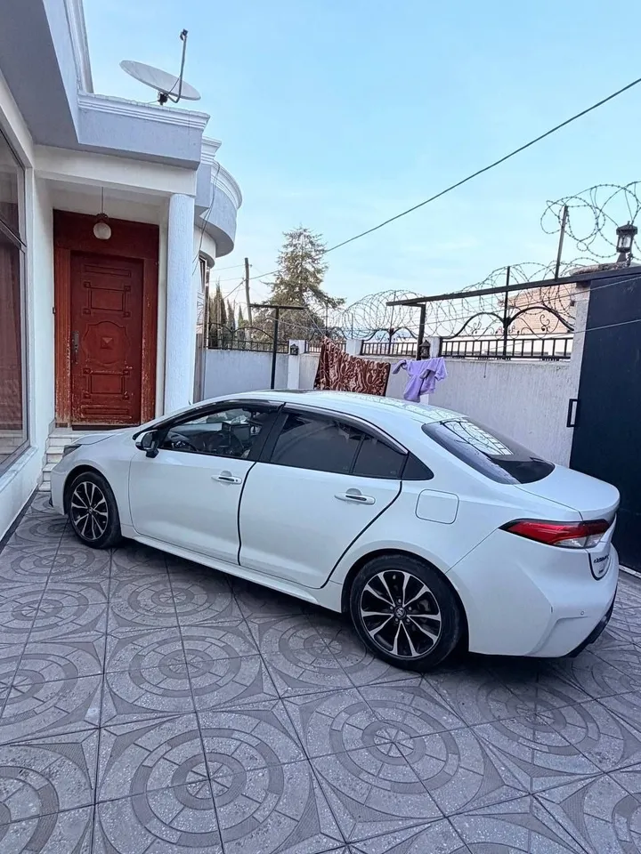 Toyota Corolla Levin 2023 Automatic – photo 3