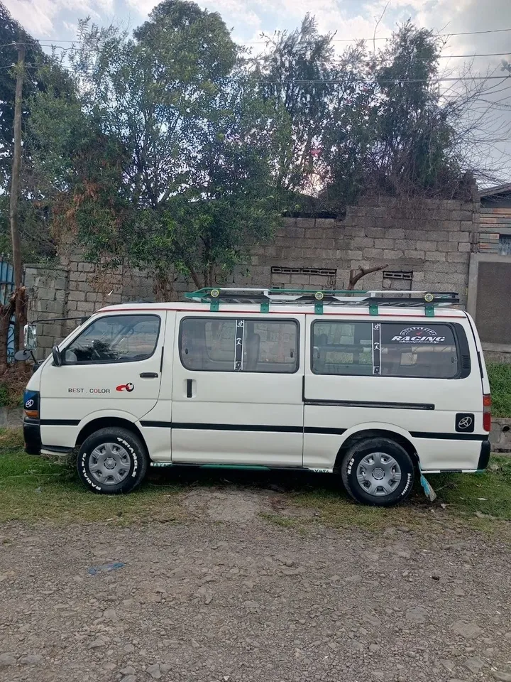 Toyota Hiace 2002 Diesel Manual – photo 7