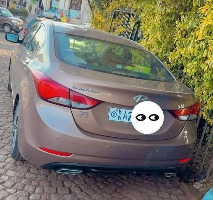 Hyundai Elantra 2014 Automatic – photo 3