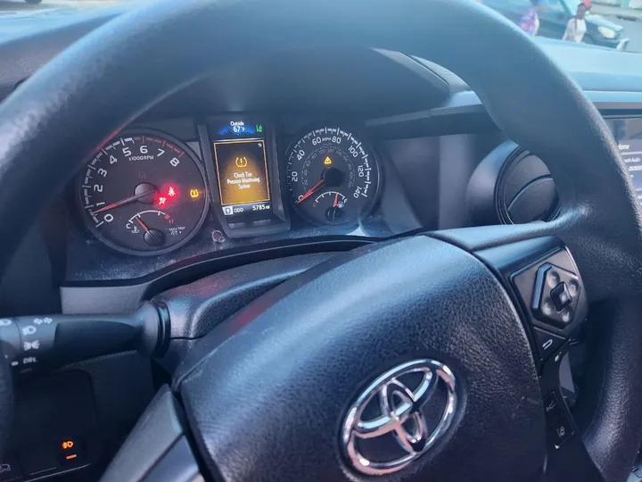 Toyota Tacoma SRS 2020 – photo 6
