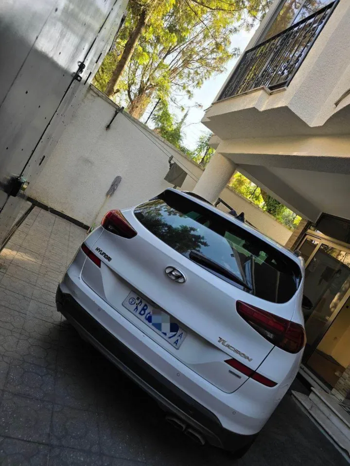 Hyundai Tucson 2020 Automatic – photo 3