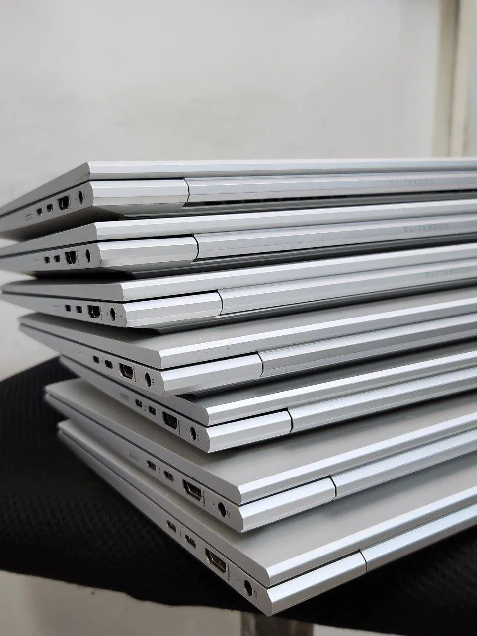 HP EliteBook 840 G7 Touch Laptop – photo 3