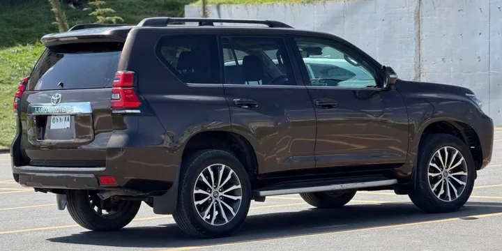 Toyota Land Cruiser Prado 2019 – photo 5