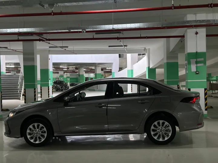 Toyota Corolla 2023 Sedan – photo 8