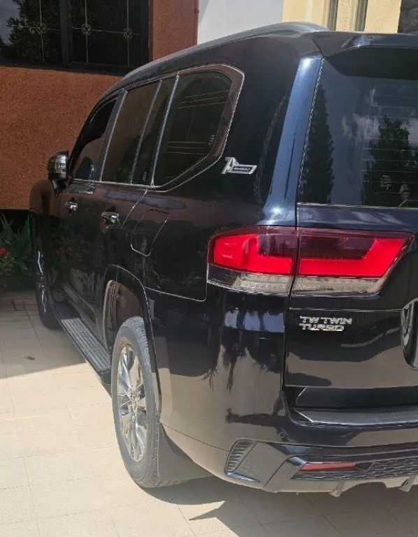 Toyota Land Cruiser VXR 2022 – photo 4