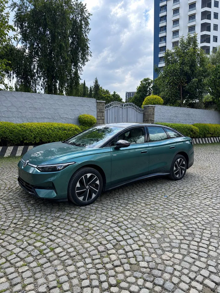 Volkswagen ID.7 Crozz Pro 2023 – photo 3
