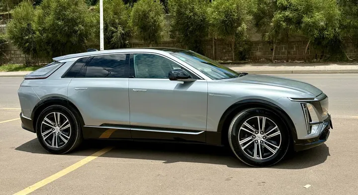 Cadillac Lyriq 450E 2023 – photo 6