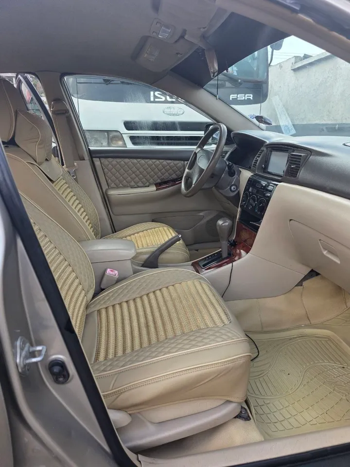 Toyota Corolla 2004 Automatic – photo 3