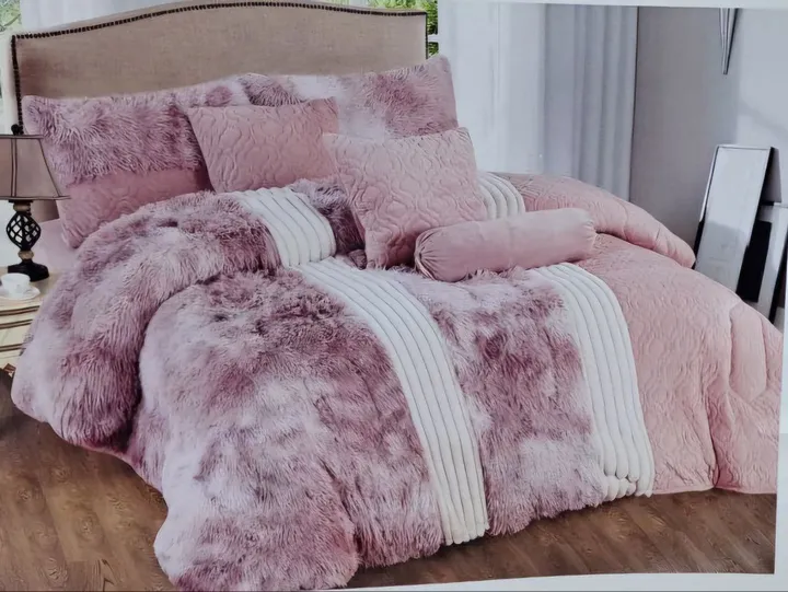 Seven Pcs Comforter Set – photo 5