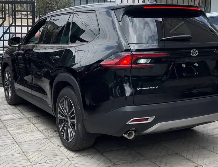 2025 Toyota Grand Highlander Hybrid Max – photo 5