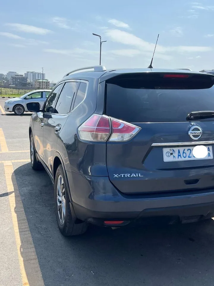 Nissan X-Trail 2015 SUV – photo 7