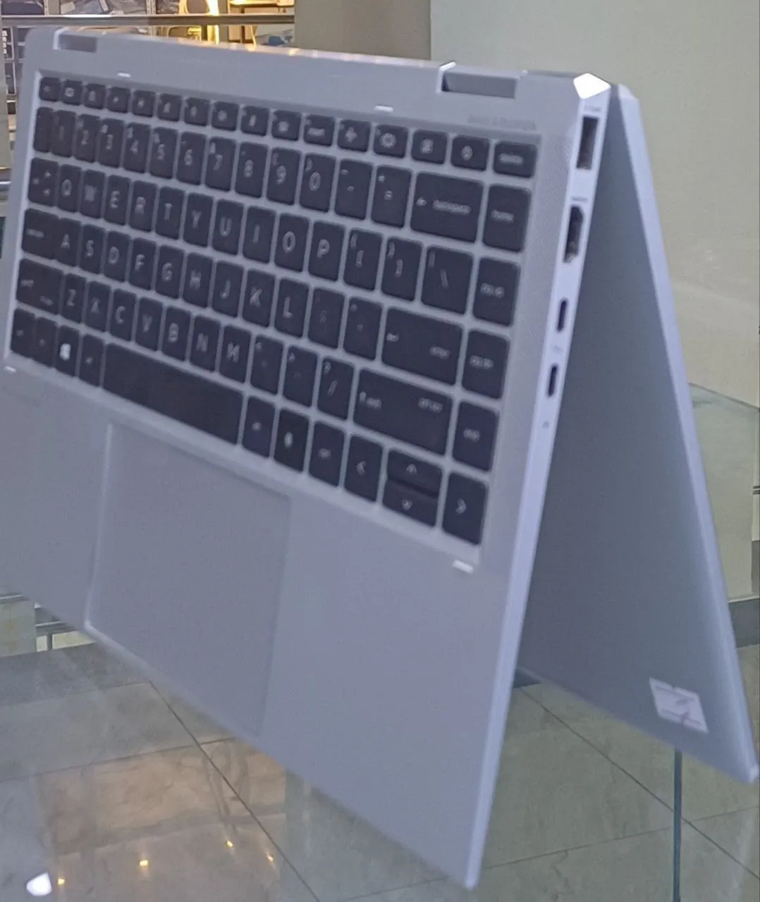 HP EliteBook x360 1040 G7 Laptop – photo 3