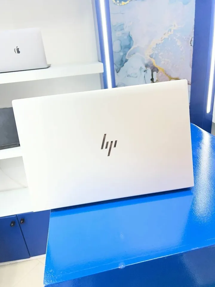 HP EliteBook 840 G8 i7 Laptop – photo 3