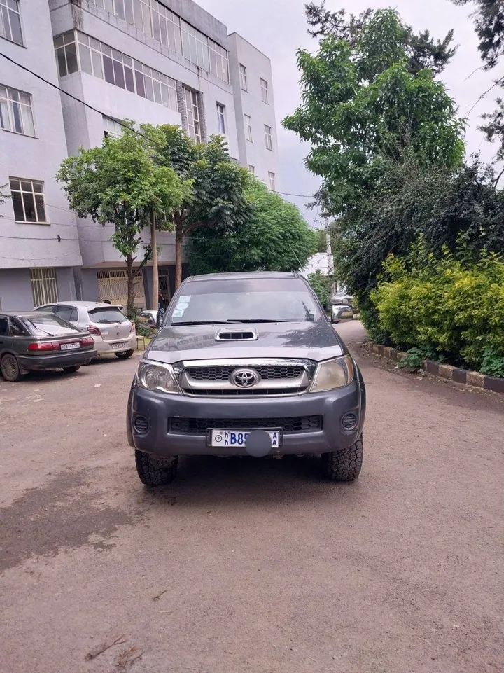 Toyota Hilux Vigo D4D 2011 – photo 7